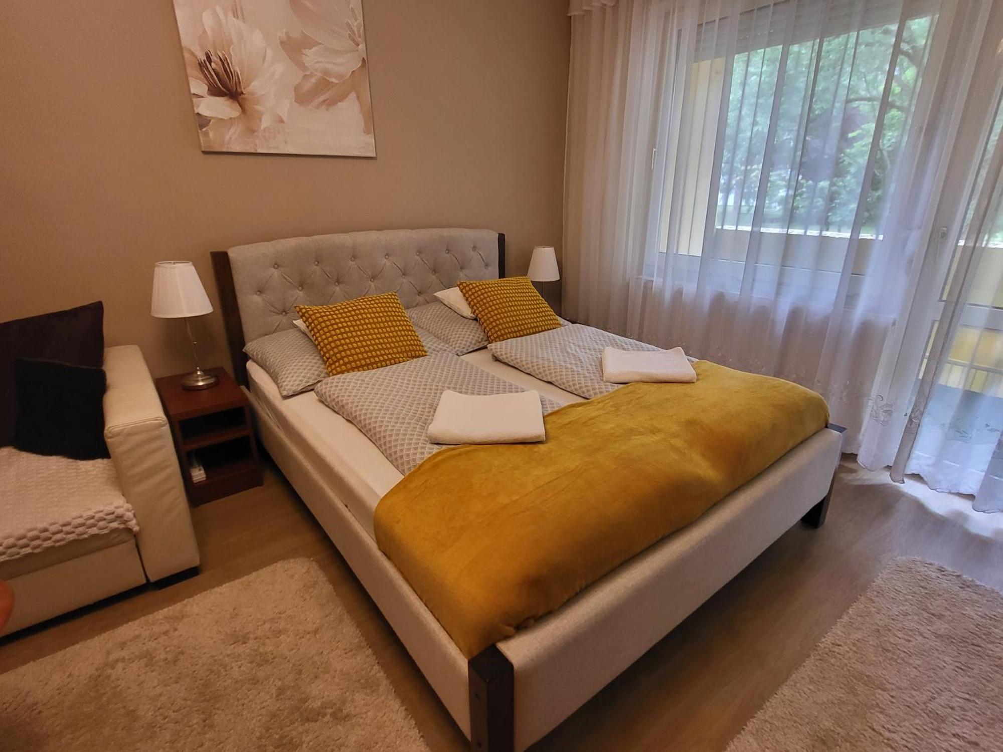 Jokai Apartman Szarvas Exterior foto